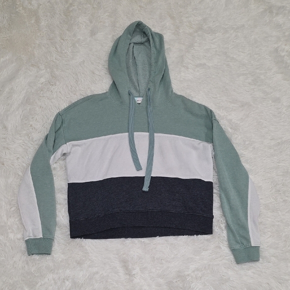 Hippie Rose Tops - Hippie Rose - Cropped Green, White, and Black Hoodie. Size S